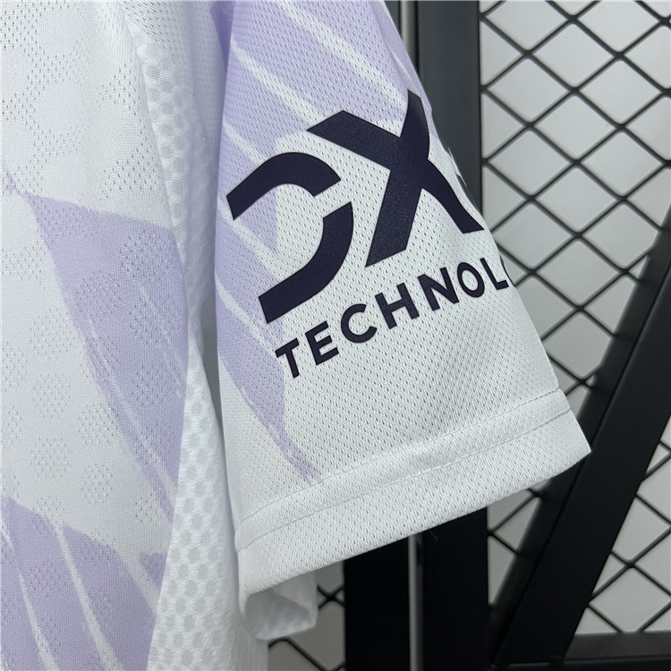 Manchester United 2526 Away Shirt - Official Replica 22364