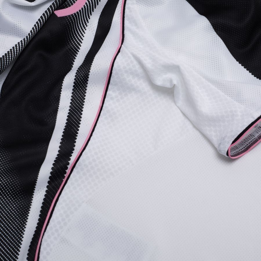 Juventus Home Shirt 2025/26 Supporter Version In Multiple Adult Sizes