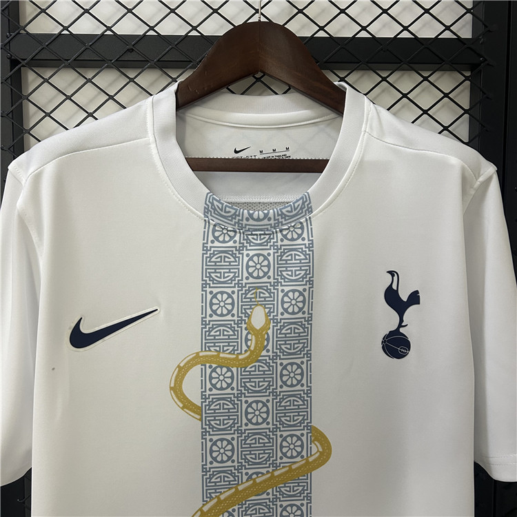 Match Quality Spurs 2526 Tottenham Hotspur Warm Up Shirt