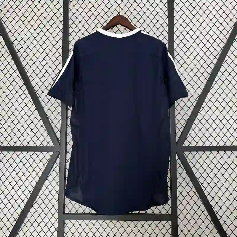 2004-2005 Real Madrid Jersey retro kit