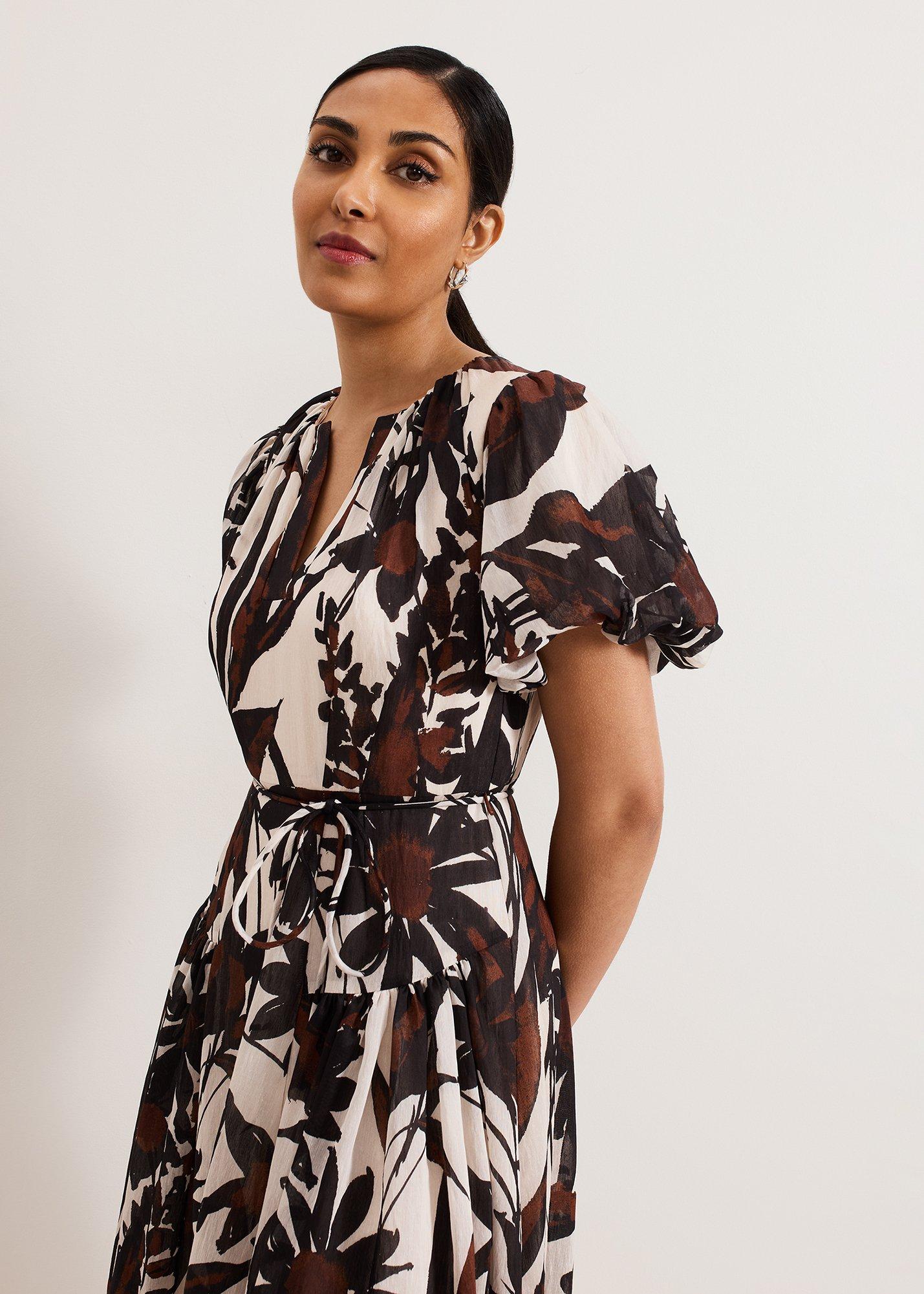 Petite Zarah Printed Puff Sleeve V Neck Midi Dress