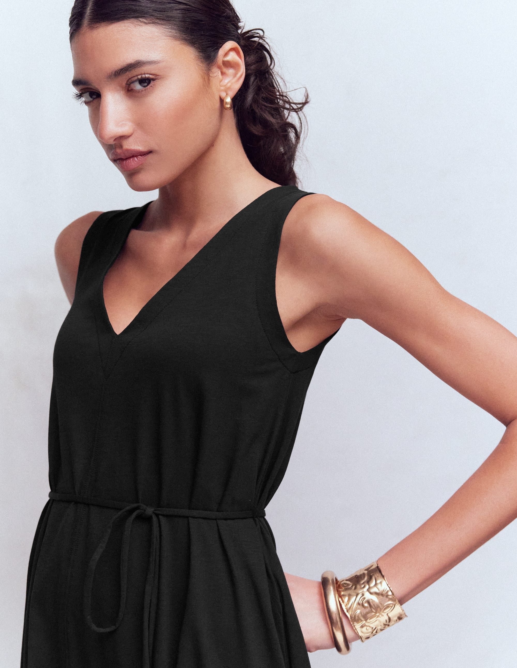 Mia V-neck Jersey Midi Dress