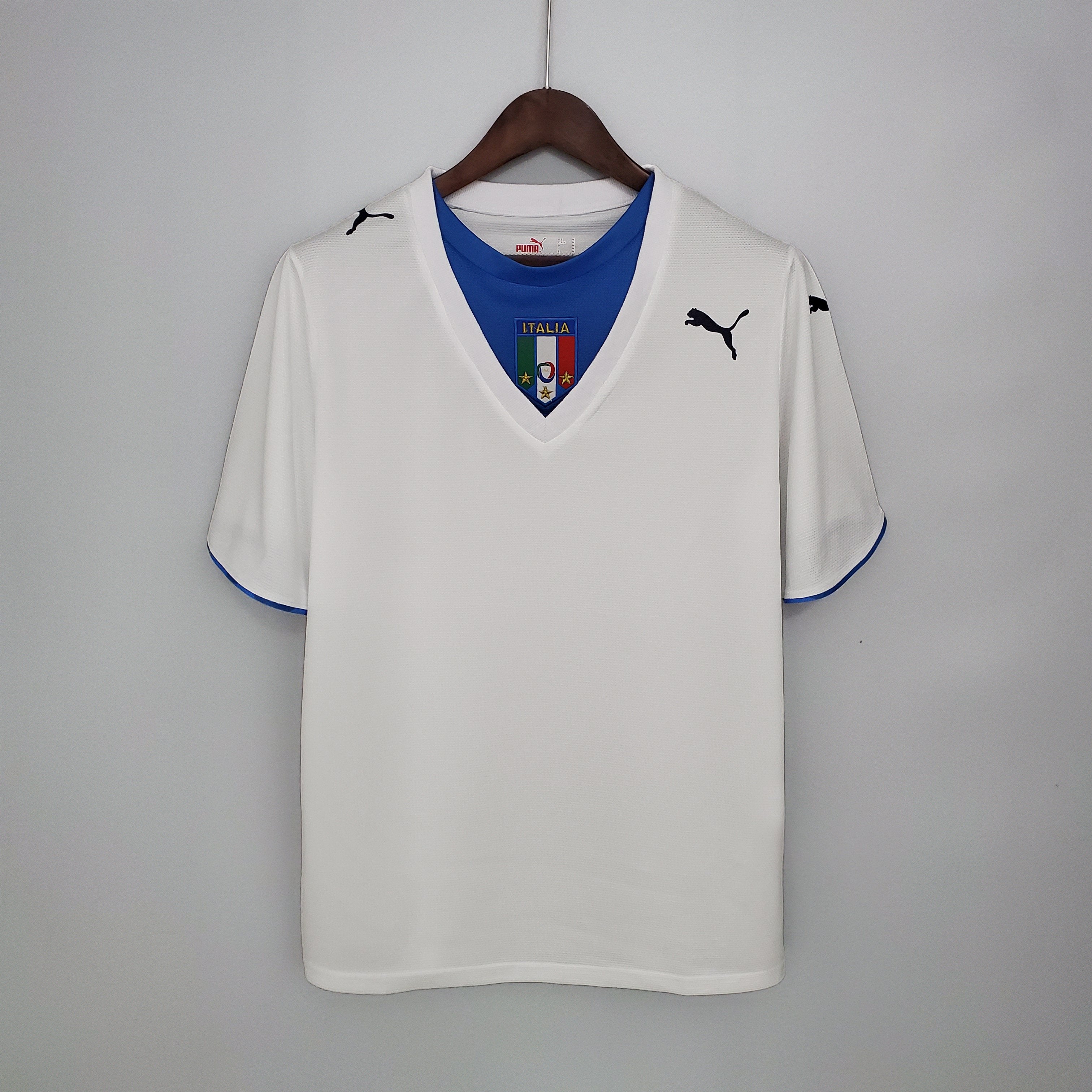 Italy 2006 away kit