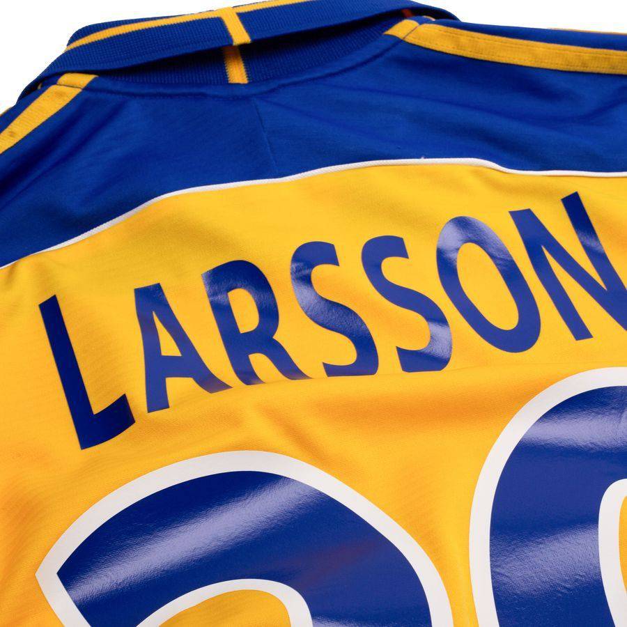 Sweden Home Shirt 2000 Size S LARSSON 20 (8/10)