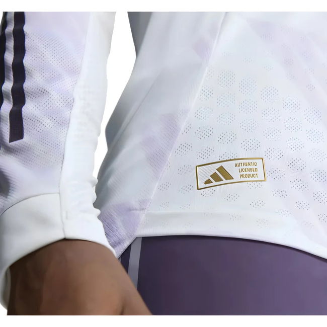 2025-2026 Man Utd Authentic Long Sleeve Away Jersey (Shaw 23)