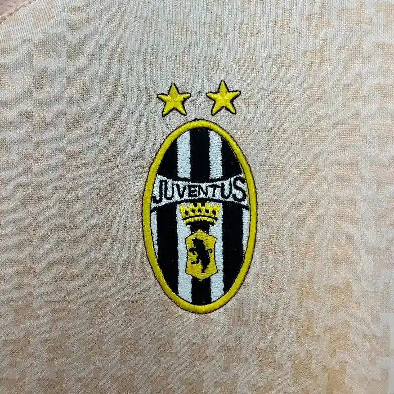 2003-2004 Juventus Second retro kit