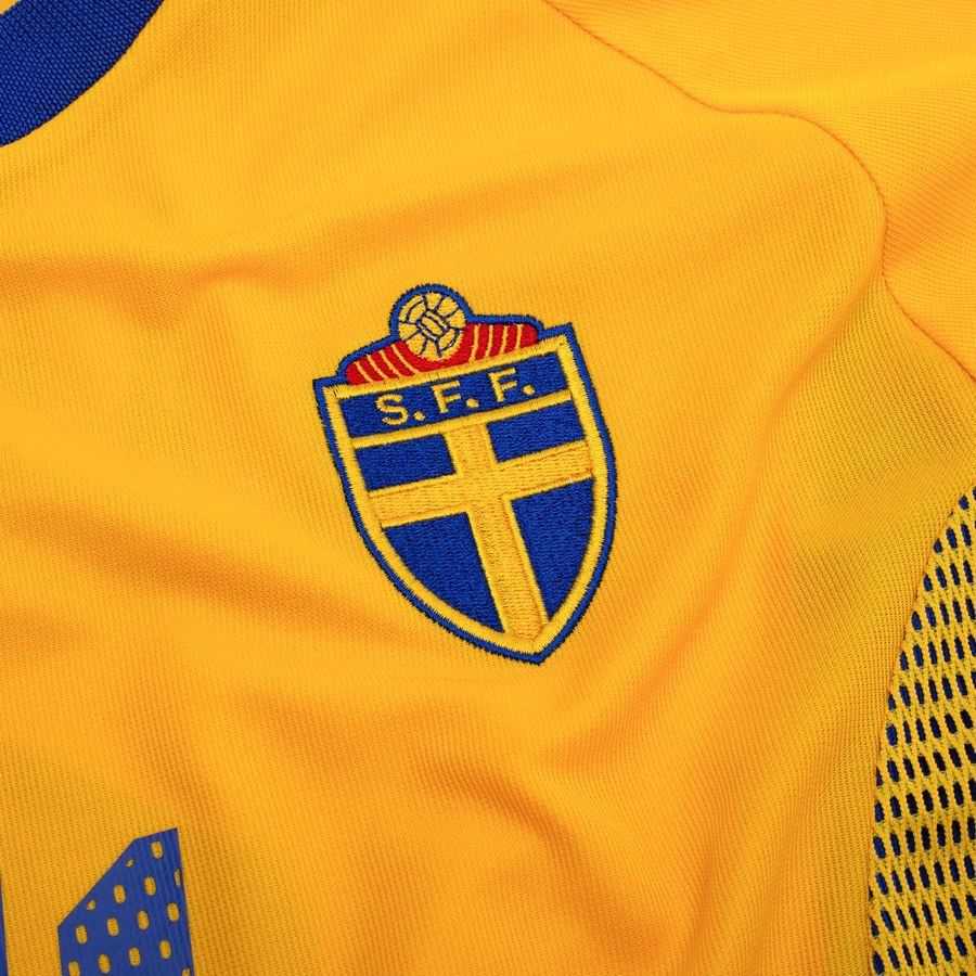 [EFKS] 2002 Sweden Size LARSSON 11 Home Apparel L (7/10)