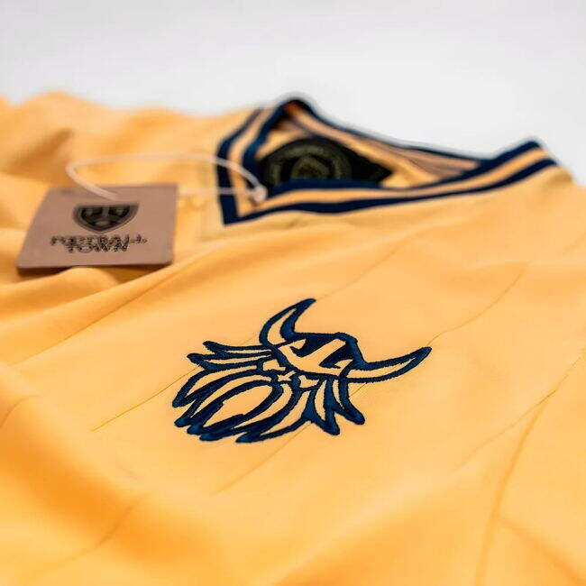 Vintage Sweden Blågult Soccer Jersey