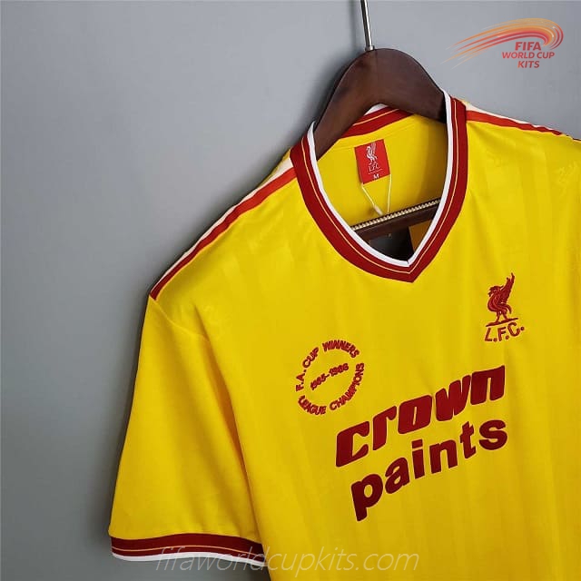 Liverpool 85-86 season Road Soccer Kit