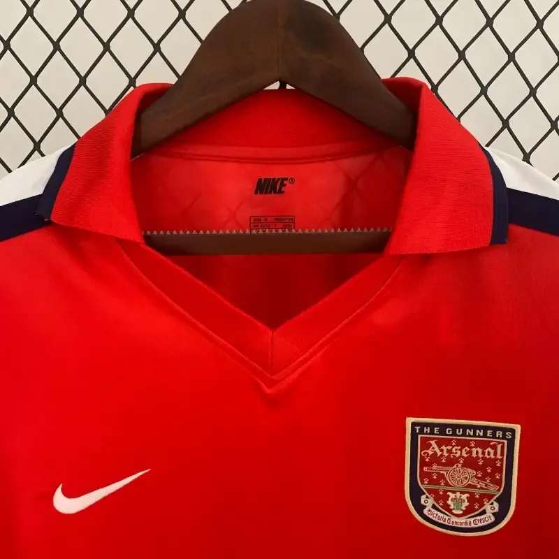 Cheap 2001-2002 Arsenal Jersey retro kit