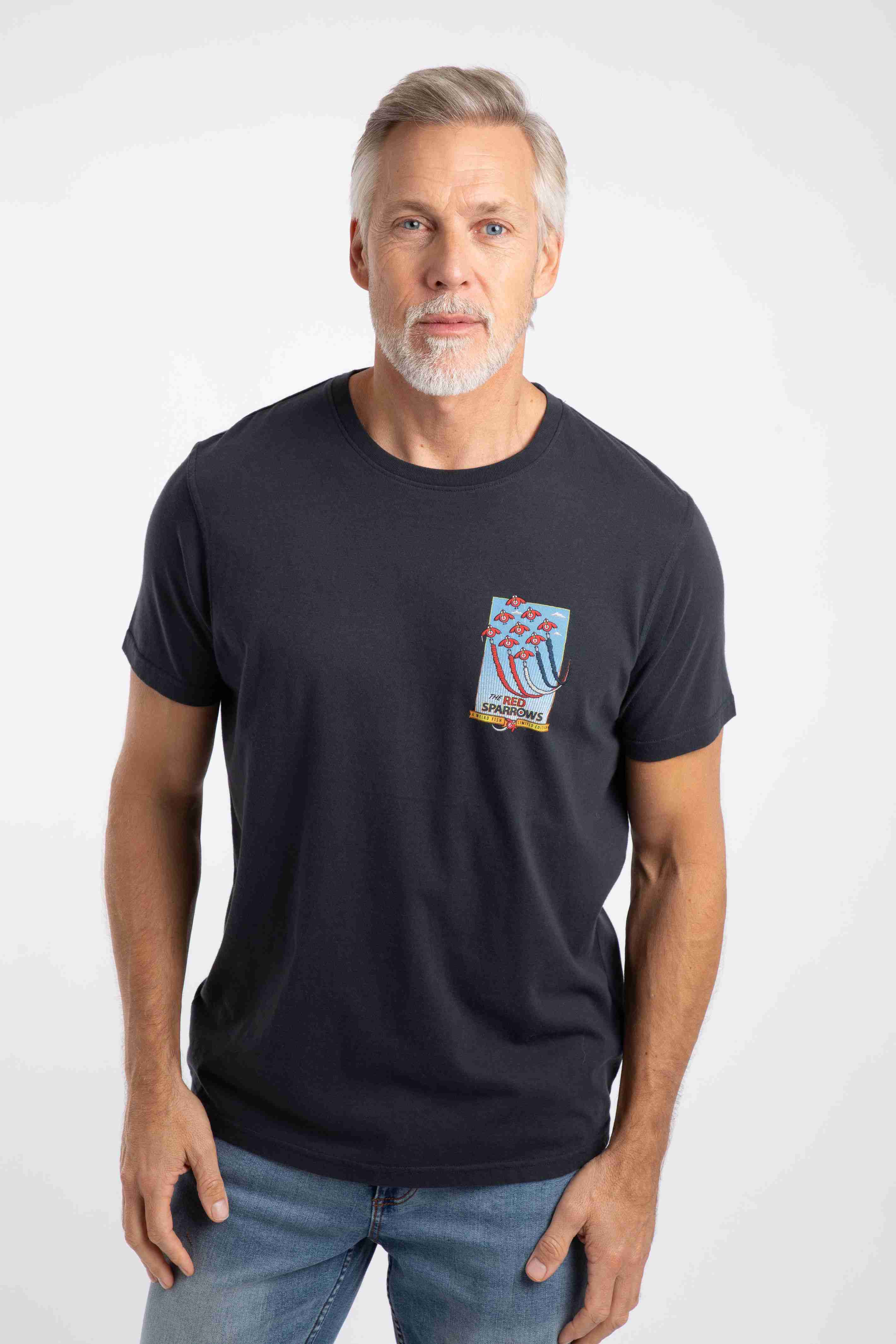 Red Sparrows Back Print Artist T-Shirt Navy