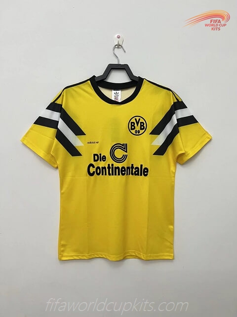 Traditional Soccer Kit of Dortmund 1989