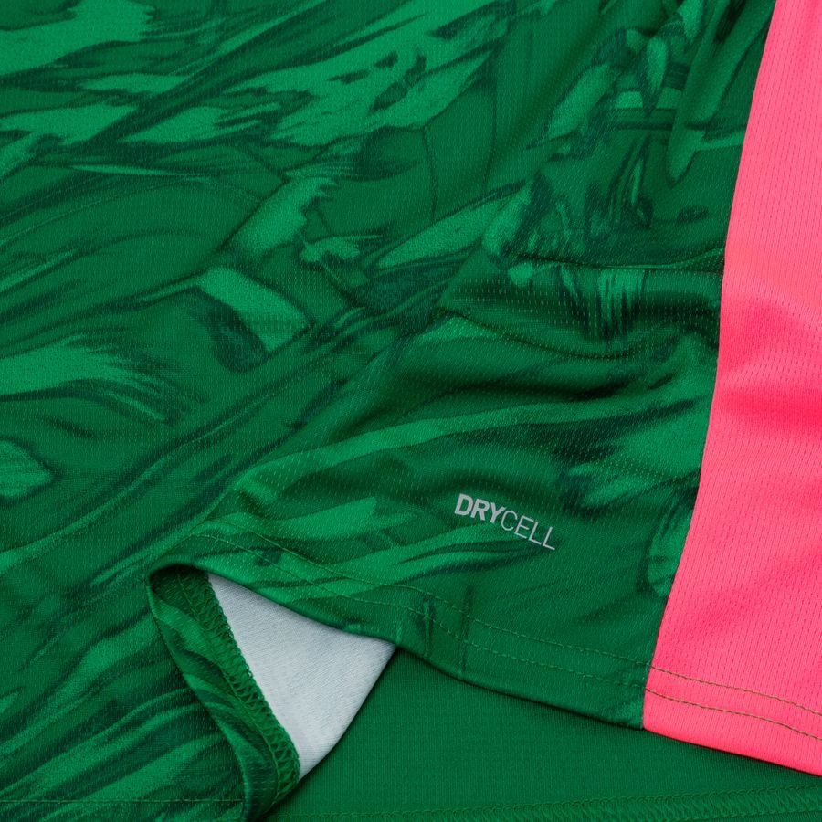 Manchester City Goalkeeper Shirt 2025/26 For Algeria Football Fans