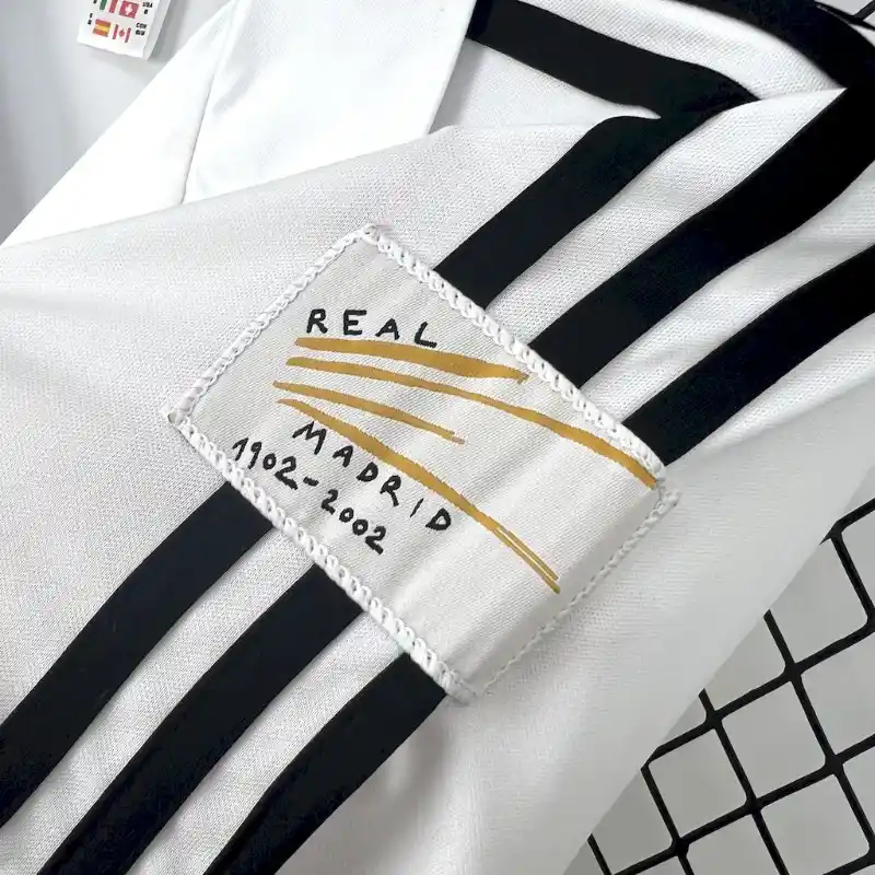 2001-2002 Real Madrid UCL Jersey retro kit