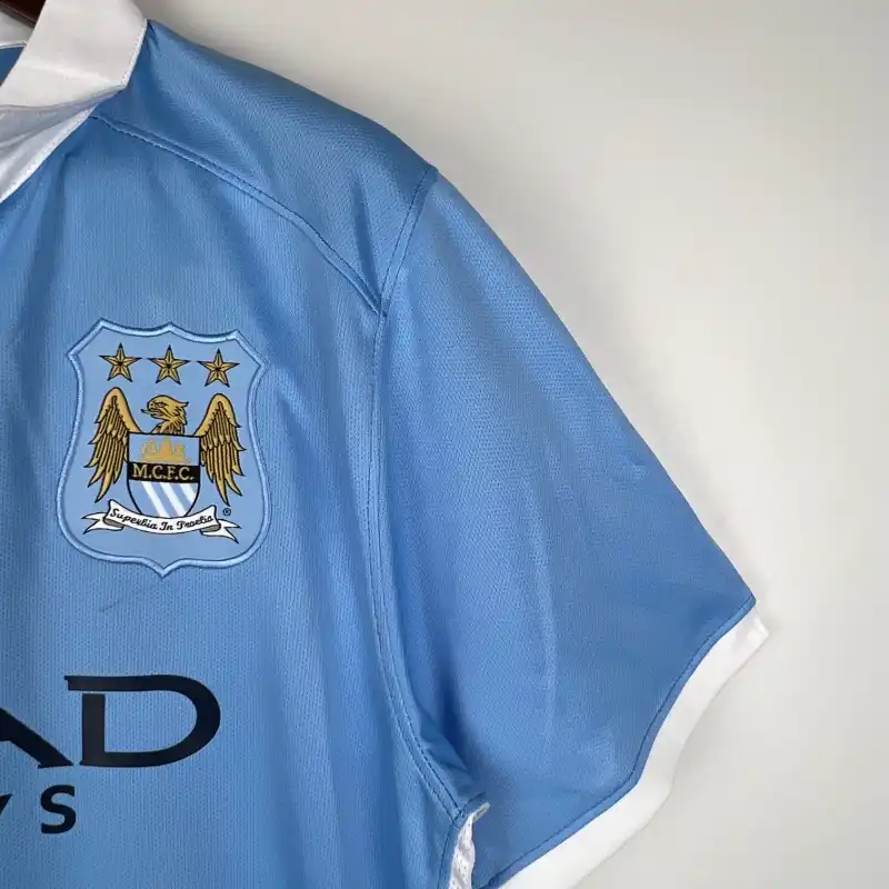 2015-2016 Manchester City Jersey retro kit