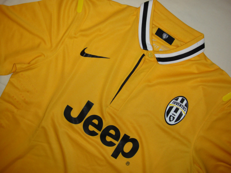 13-14 Juventus Away Yellow Jersey ShirtPlayer Version - Official