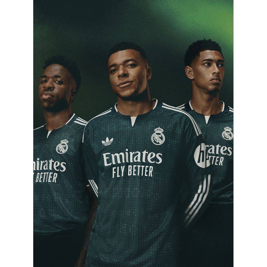 [EFKS] Real Madrid Long Sleeves Away Apparel 2026/27
