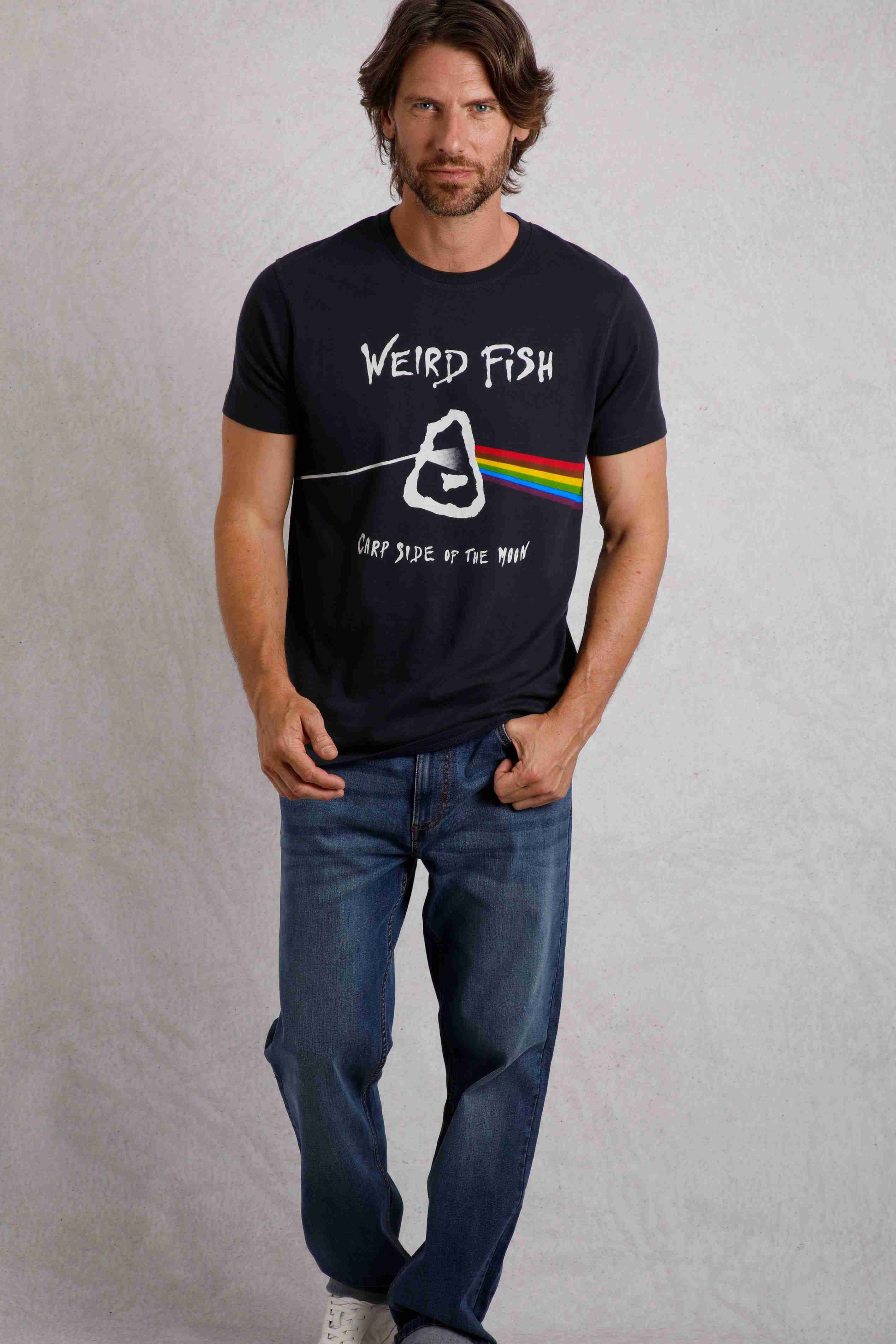 Carp Side Front Print Artist T-Shirt Navy