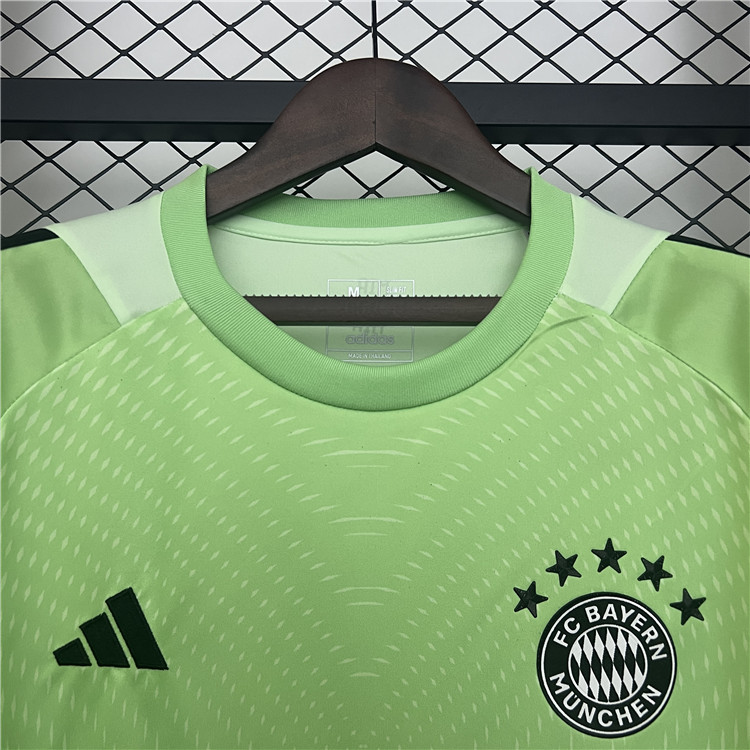 Professional Breathable Bayern Munich 2526 Goalkeeper Shirt Jersey