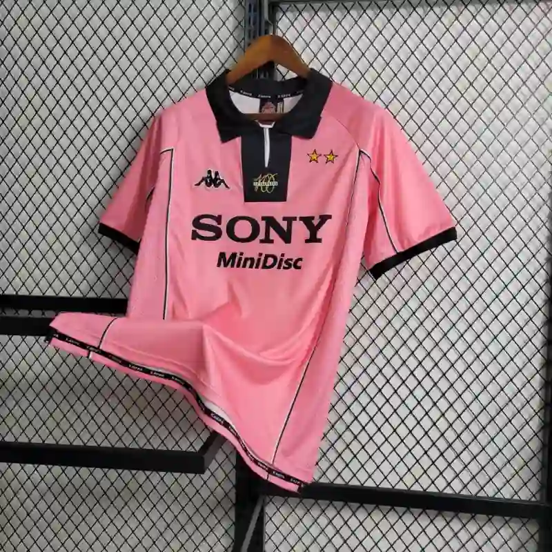 1997-1998 Juventus Jersey retro kit