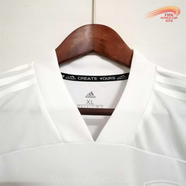 Arsenal 23-24 No More Red Football Kit