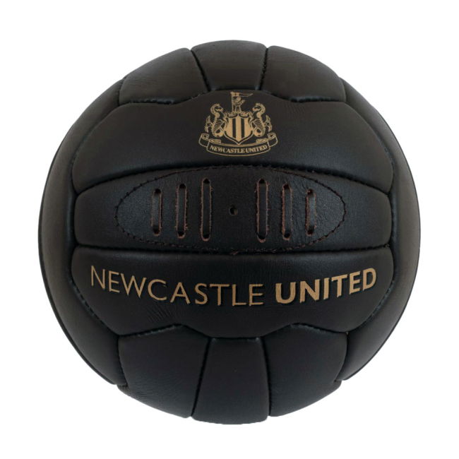 Official 2025-2026 Newcastle Football Shirt With Modern Design
