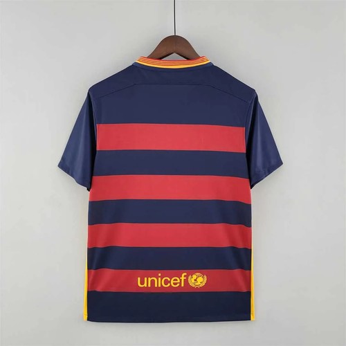 Official 2015 International Camiseta With Collector's Item Design -