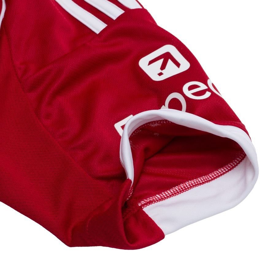 Liverpool 2025/26 Home Shirt – Stadium-Ready Design, Lightweight Feel