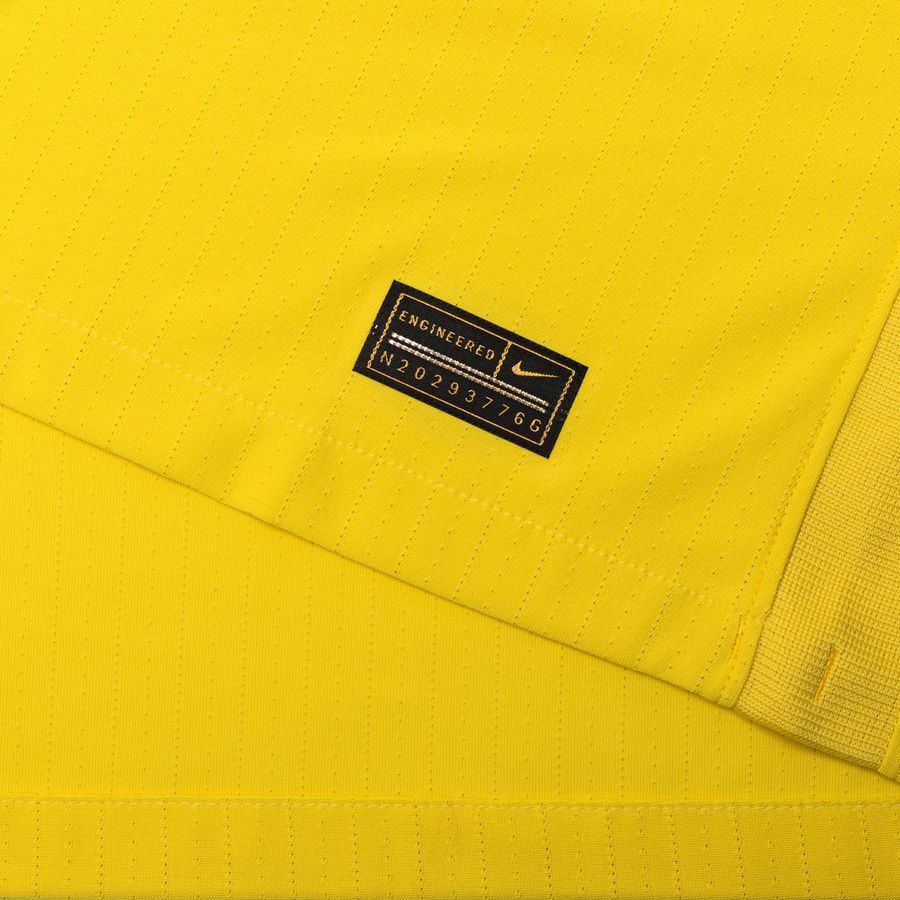 Liverpool Third Shirt 2021/22 Vapor Supporter Version