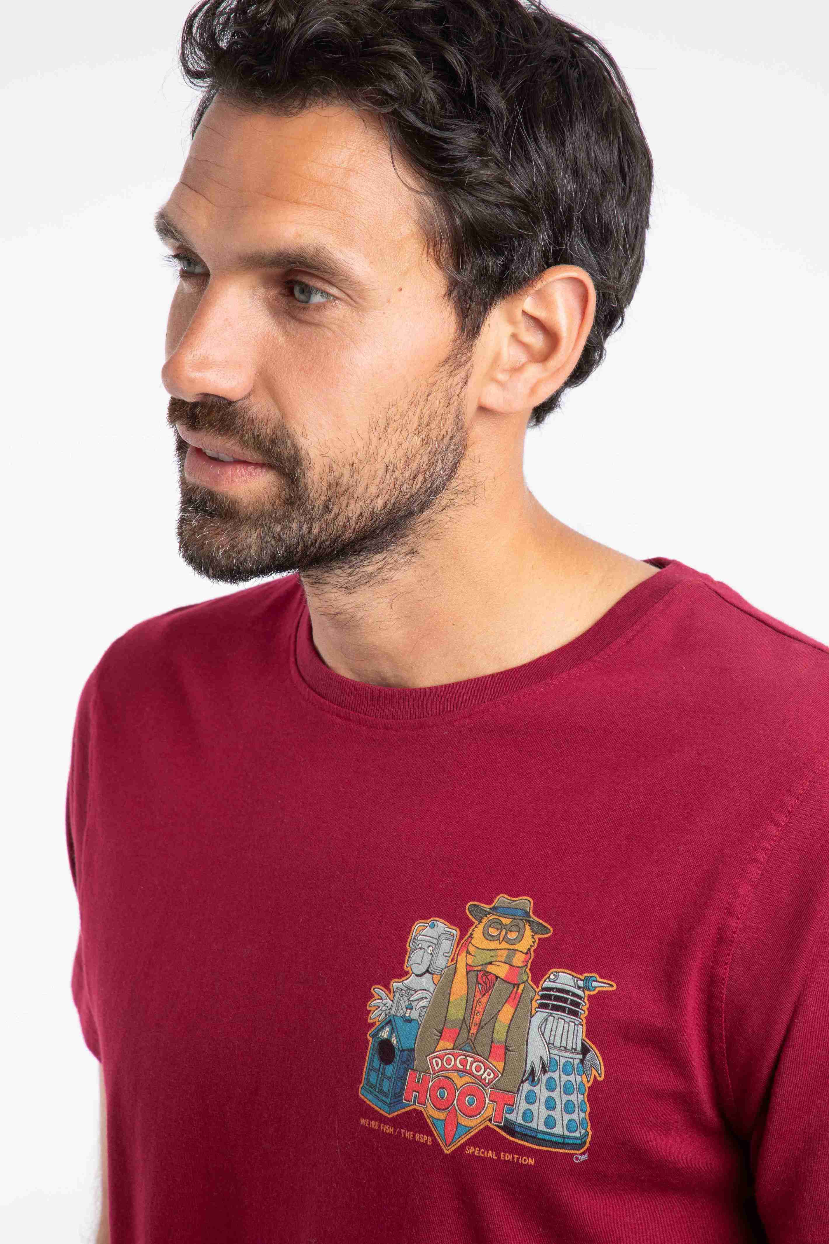 Doctor Hoot Back Print Artist T-Shirt Garnet