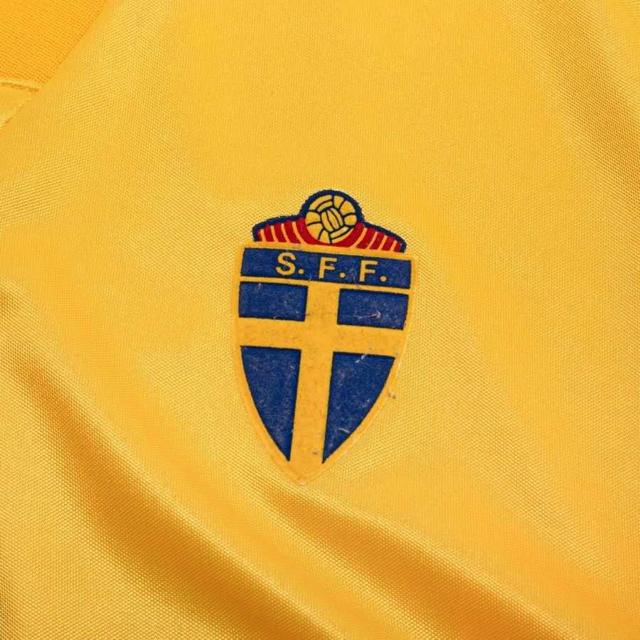 Sweden Home Shirt 1992 Size M DAHLIN 17 (8/10)