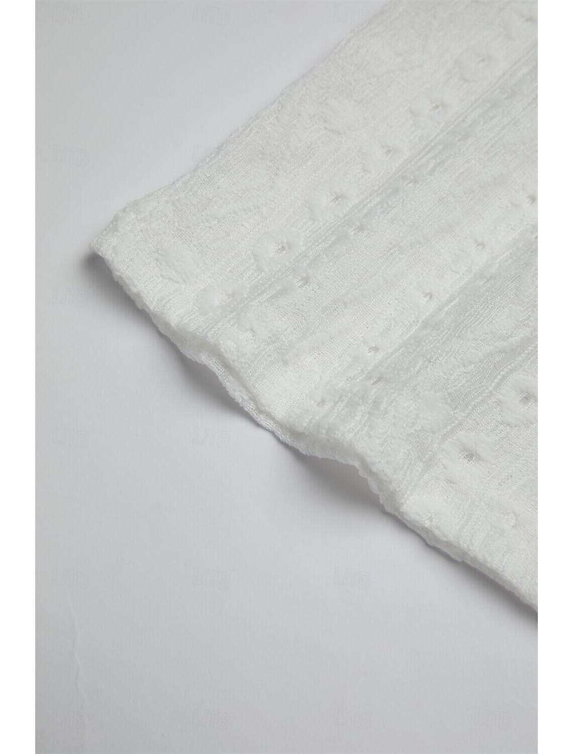 Women's Elegant Lace Tops Eyelet Blouse Floral Embroidery V-Neck Half Sleeve Summer Casual Outdoor Everyday Wear Romantic Petite Tops Summer Holiday Wear