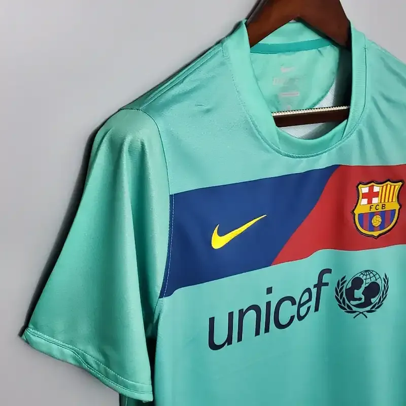 Cheap 2010-2011 Barcelona Jersey retro kit