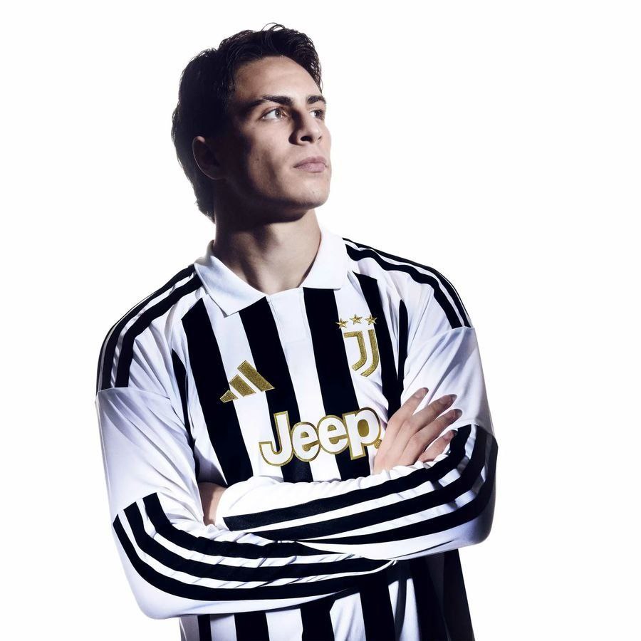 Juventus Home Shirt 2026/27 Long Sleeves