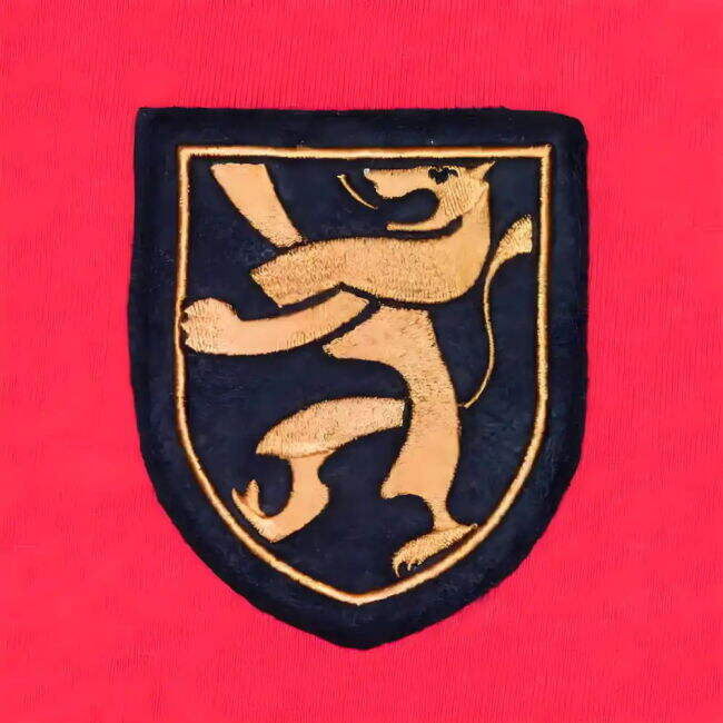Low Cost Belgium 1970s Away Retro Football Shirt Classical