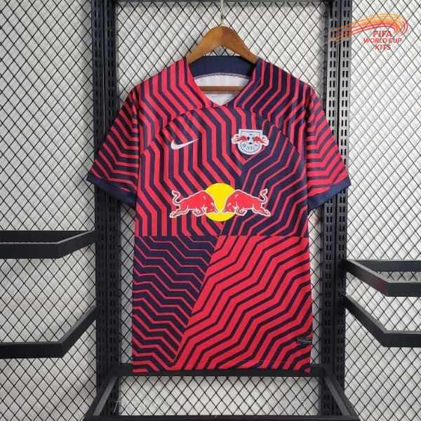 23 to 24 RB Leipzig Travel Football Strip
