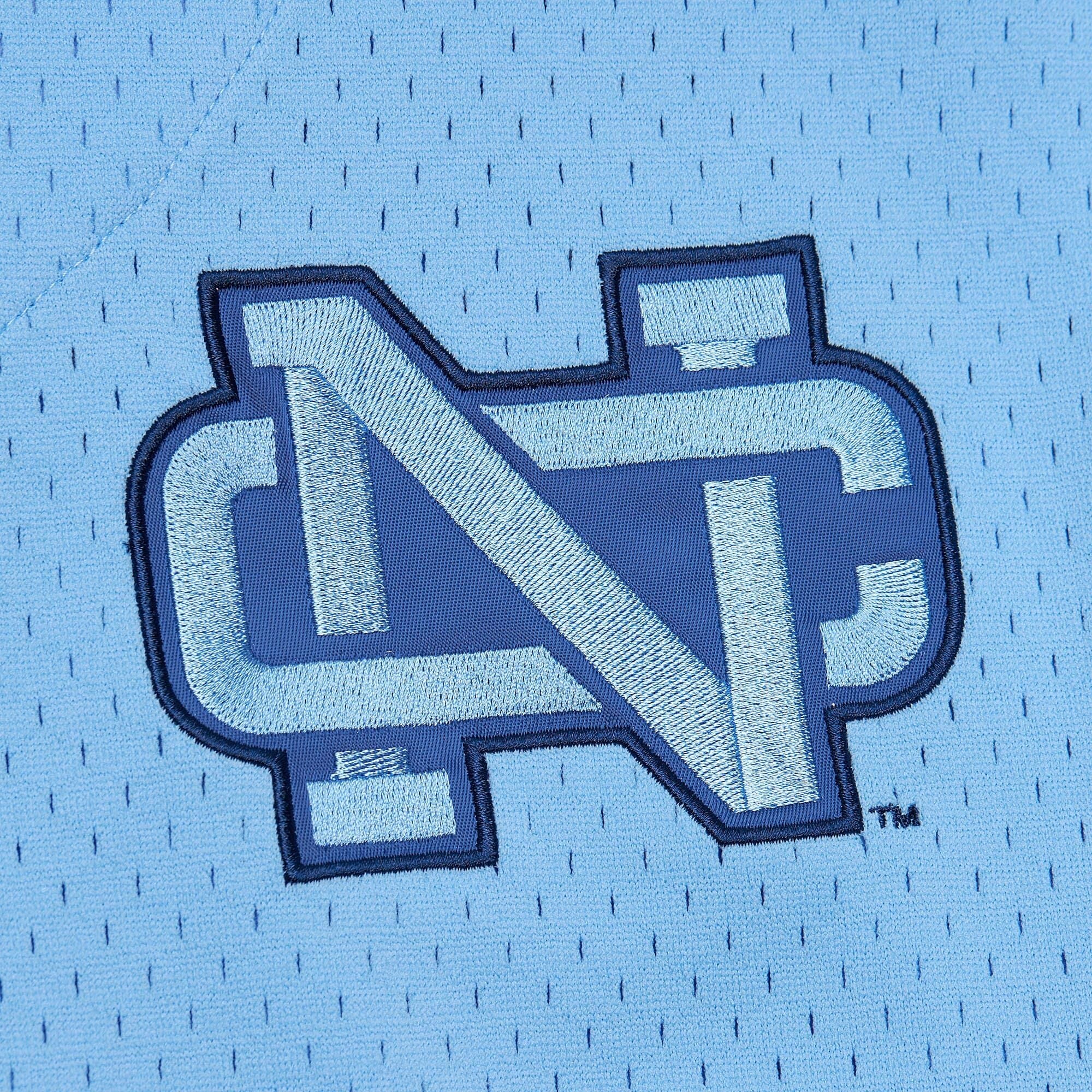 [NJP] North Carolina Tar Heels Game Time Vintage Mesh Button Front Jersey Top - Carolina Blue
