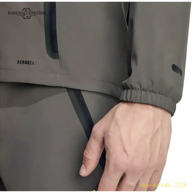 Professional-Grade 2025-2026 Real Madrid Competition Vis Tech Jacket