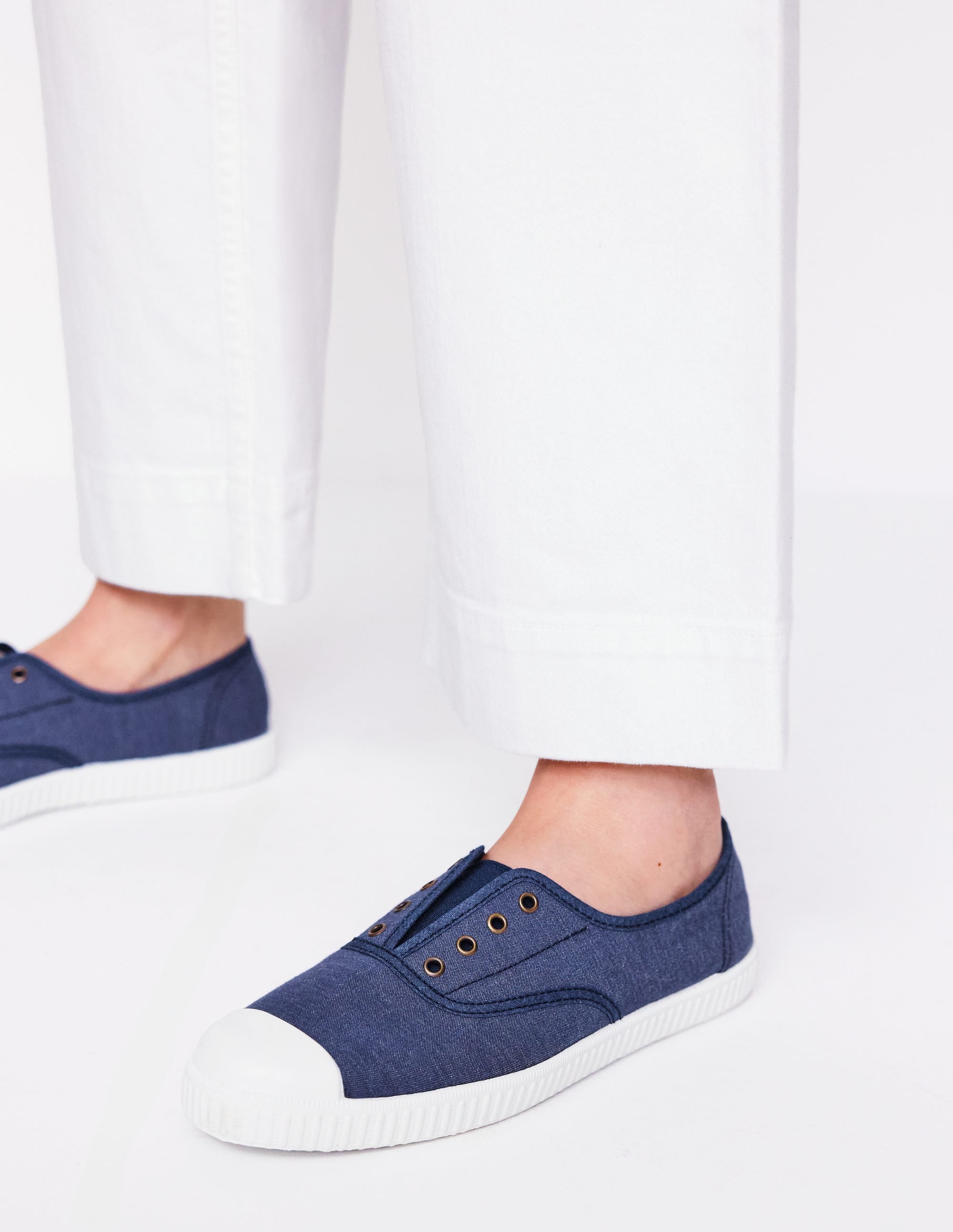 Laceless Canvas Plimsoll