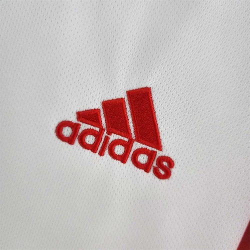 High Quality 2022 International Camiseta With Retro Design