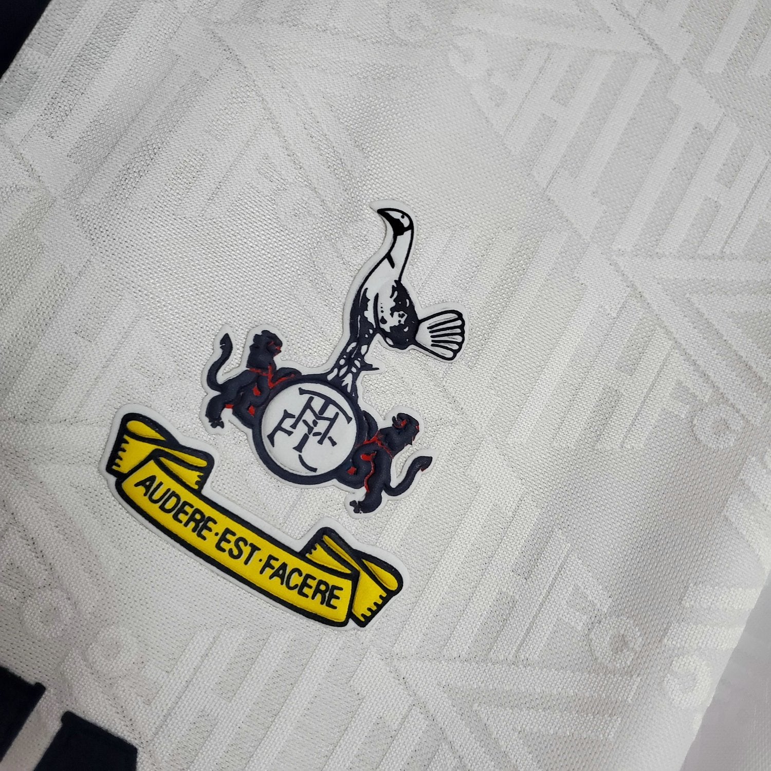 1991-1993 Tottenham Home kit