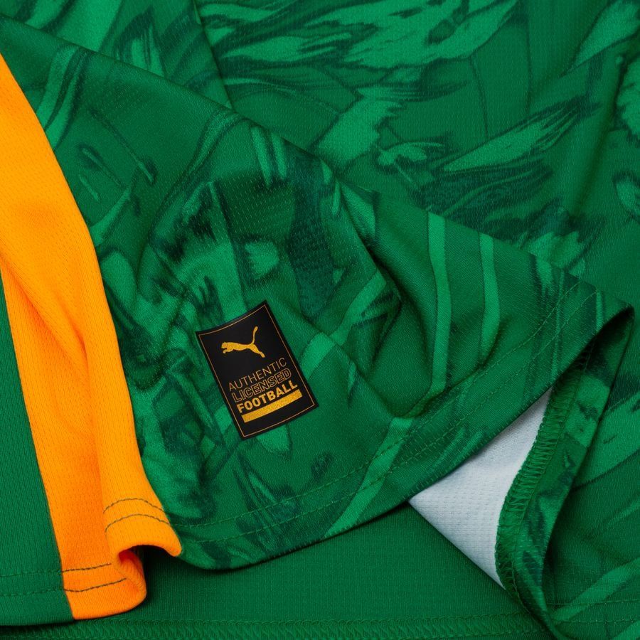 Manchester City Goalkeeper Shirt 2025/26 For Algeria Football Fans