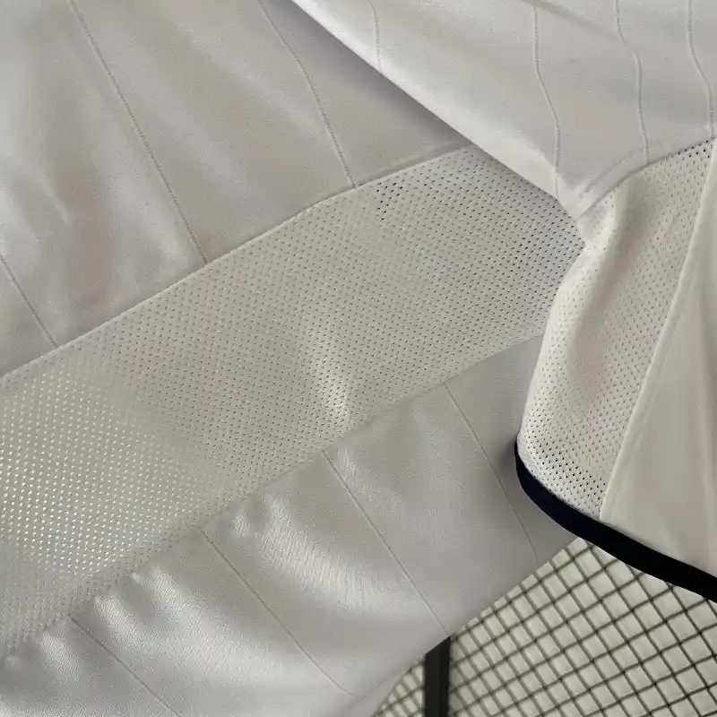 2004 England Jersey retro kit