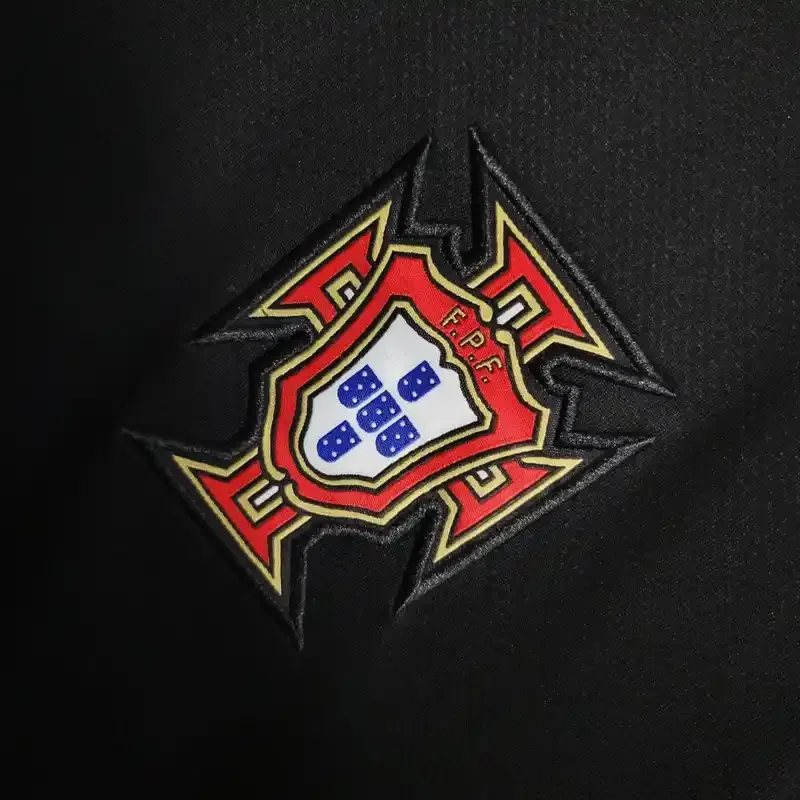 Cheap 2006 Portugal Jersey retro kit