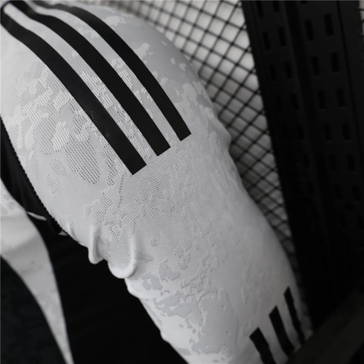 2425 Juventus Home Long Sleeve Shirt Authentic Version - Official