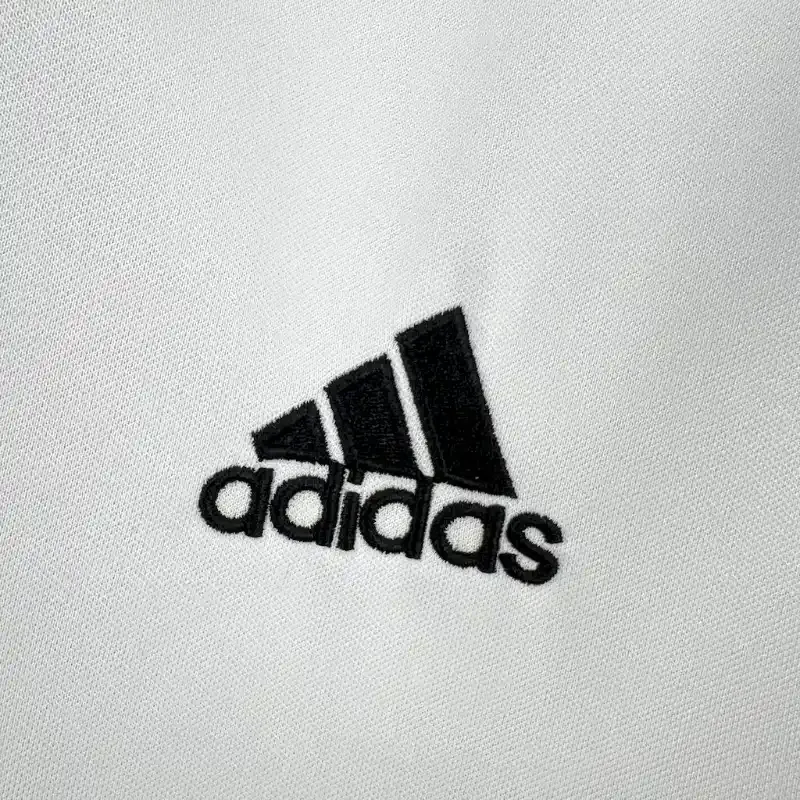 Cheap 2002-2003 Real Madrid Jersey retro kit