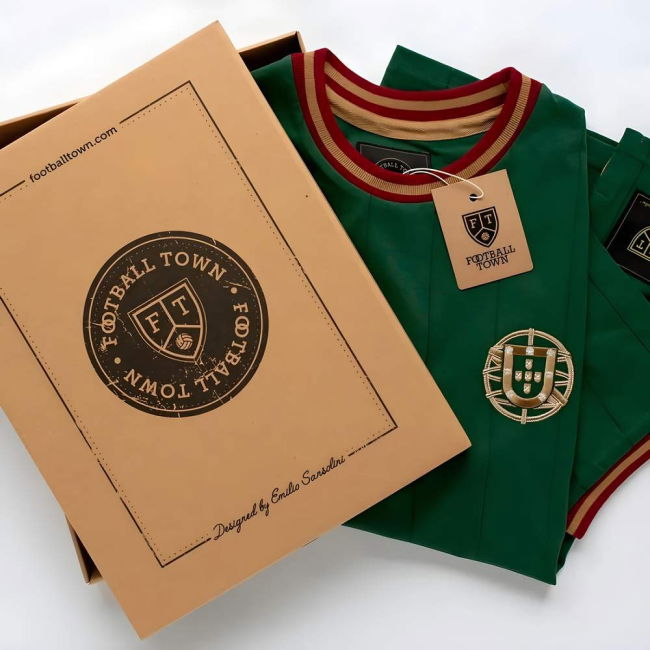 Vintage Portugal A Selecção Away Soccer Jersey Holland Worldcup