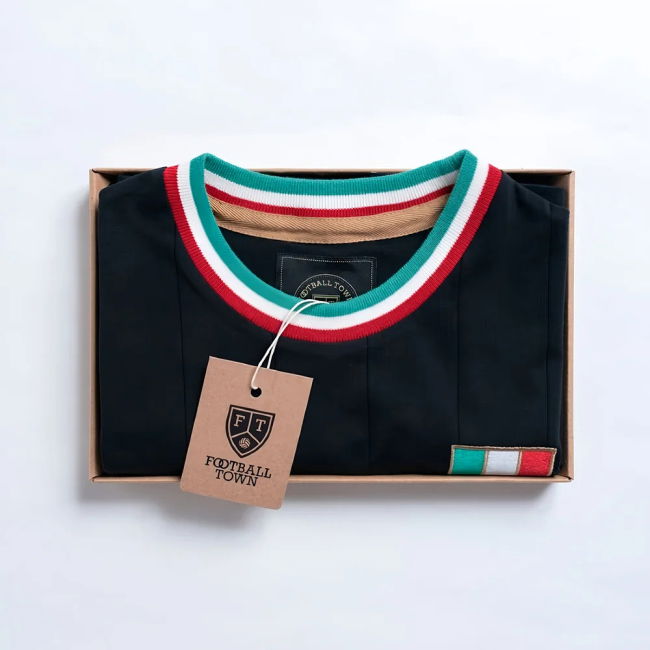 Vintage Italy Gli Azzurri Black Soccer Jersey Holland Holland