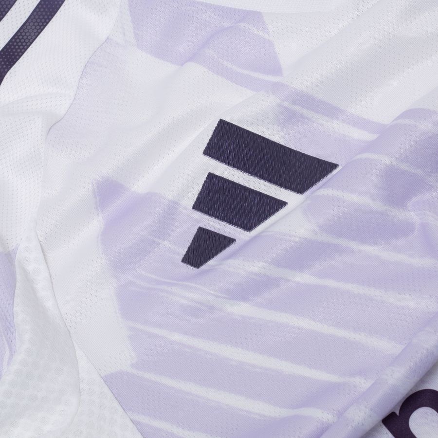 Manchester United Away Shirt 2025/26 For Algeria Football Fans