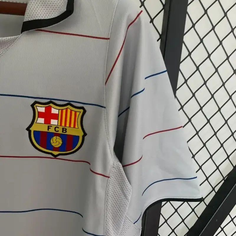 Cheap 2003-2004 Barcelona Jersey retro kit